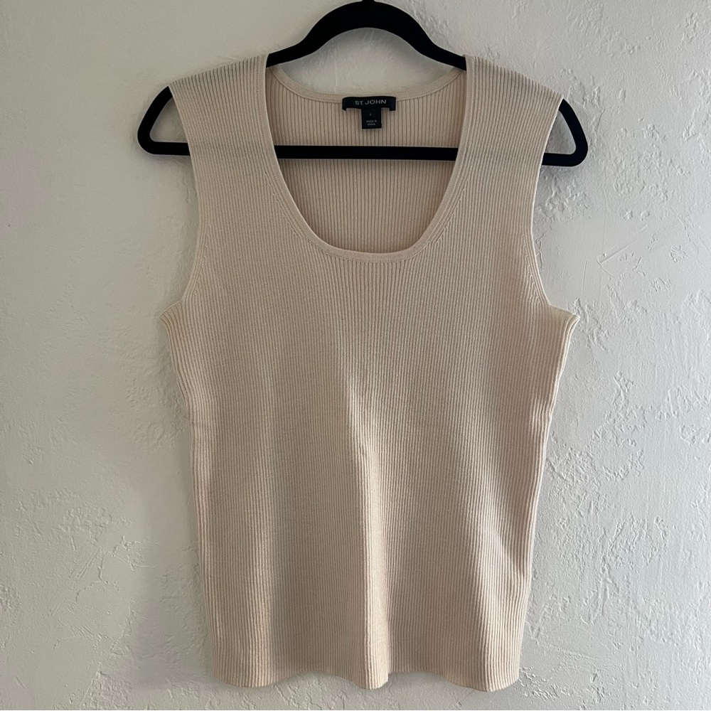 St. John Neutral Cream Ribbed Tank Top Large